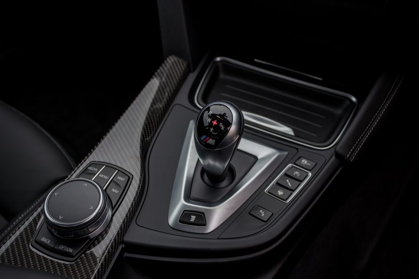 小改款 BMW 4 Series Coupé 本地发布, 420i Coupé Sport、430i Coupé M Sport与M4 Coupé, 售价33.8万起。 34581