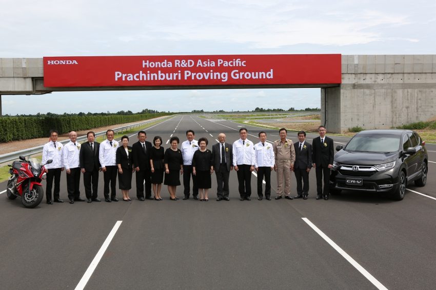 Honda 东南亚首个综合汽车及摩托的测试跑道正式启用。 36523