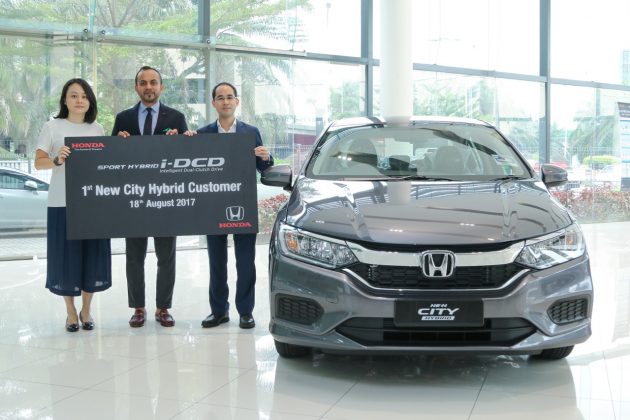 Honda City Hybrid 买家看过来，原厂已经开始交车啦！