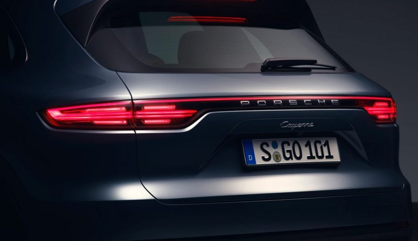 2018-porsche-cayenne-07 40365