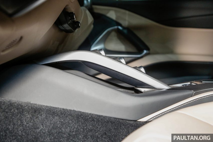 Ferrari 812 Superfast 本地发布, 基本款税前售价157万！ 40223