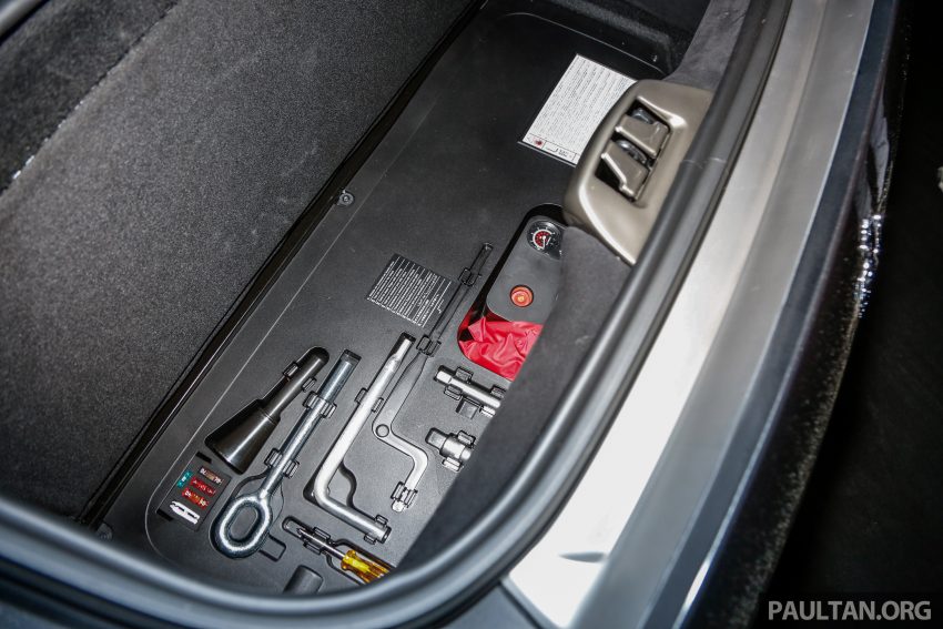 Ferrari 812 Superfast 本地发布, 基本款税前售价157万！ 40238