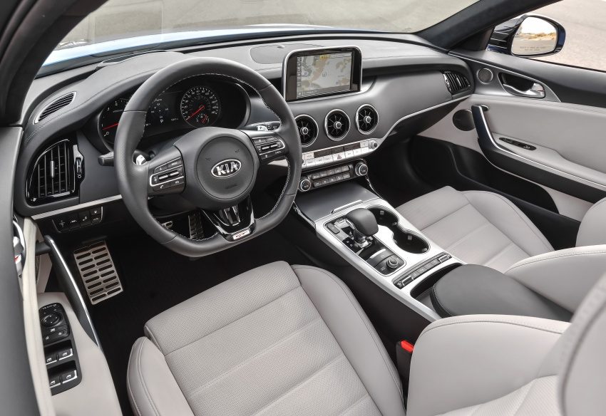 Kia Stinger 登陆美国, 原厂称比Porsche Panamera还强! 43322