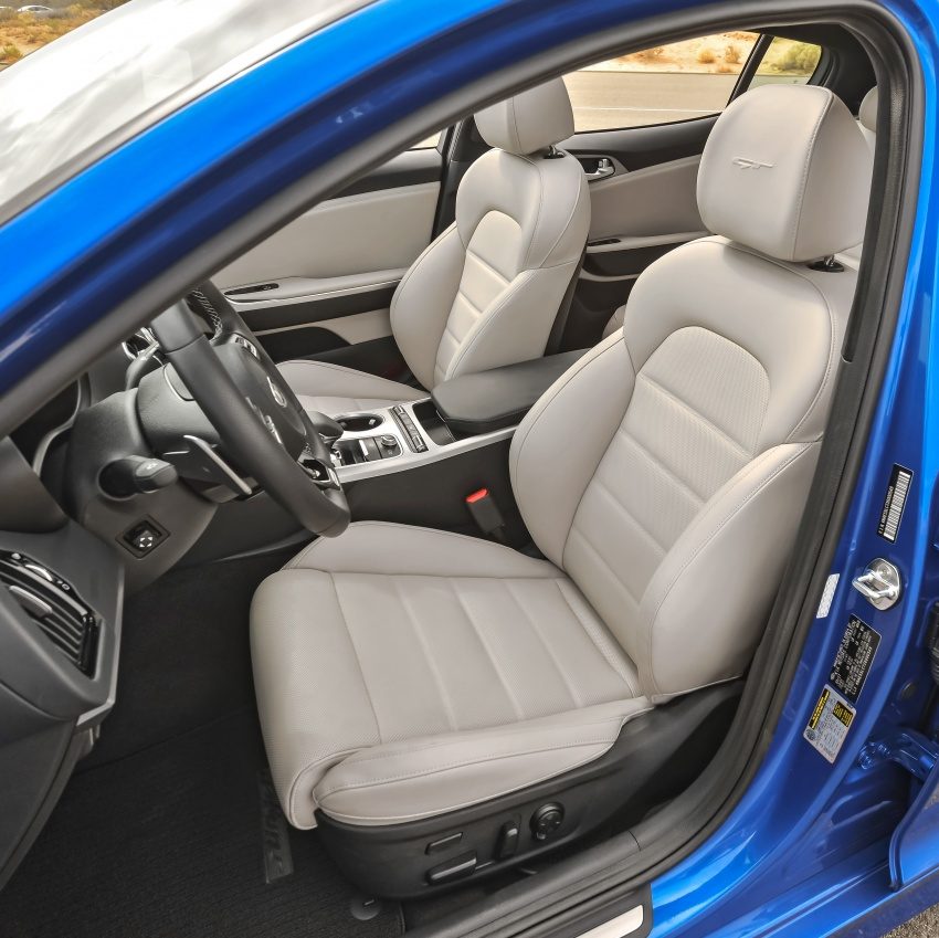 Kia Stinger 登陆美国, 原厂称比Porsche Panamera还强! 43323
