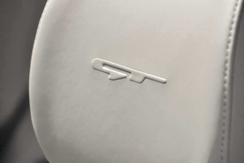 Kia Stinger 登陆美国, 原厂称比Porsche Panamera还强! 43324