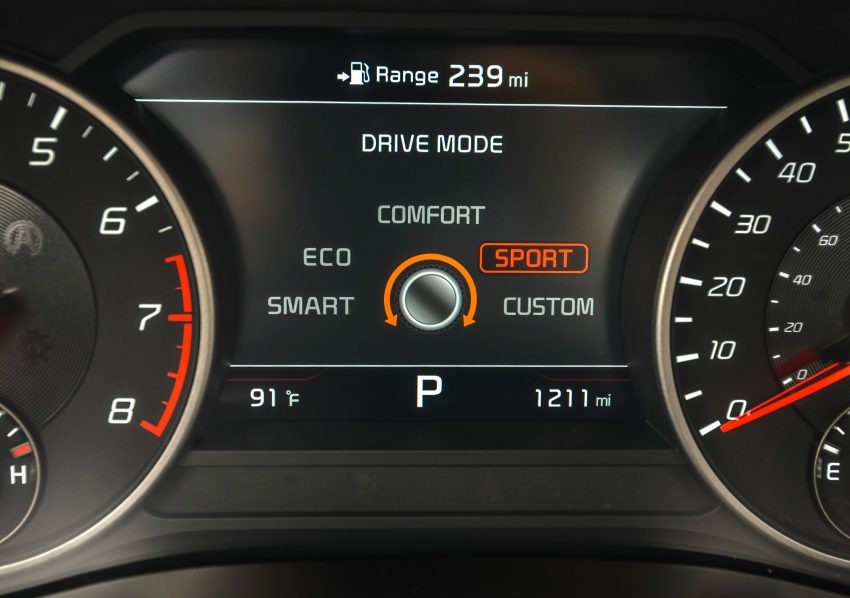 Kia Stinger 登陆美国, 原厂称比Porsche Panamera还强! 43334