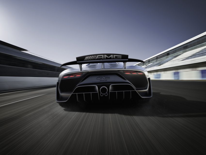 能在路上开的 F1, Mercedes-AMG Project One 顶级超跑诞生! 马力破千匹, 0-200 km/h只需6秒, 极速超过350 km/h! 41384