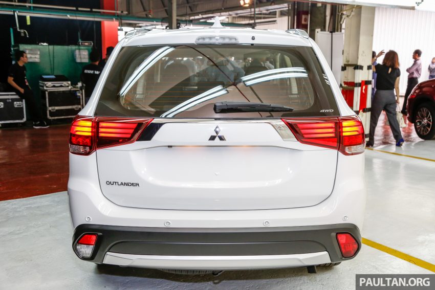 Mitsubishi Outlander 本地组装 2.0 4WD，售价RM140k。 41596