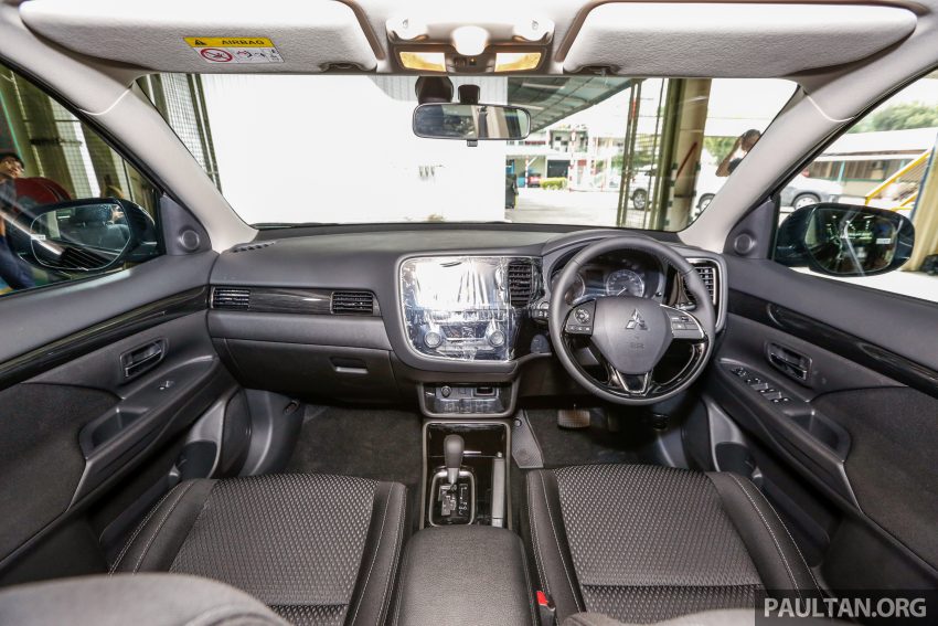 Mitsubishi Outlander 本地组装 2.0 4WD，售价RM140k。 41656