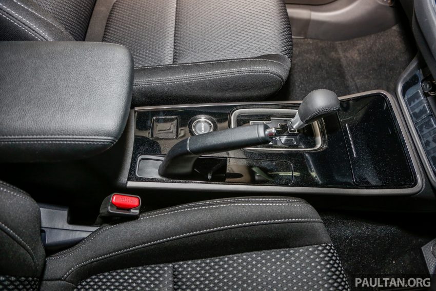 Mitsubishi Outlander 本地组装 2.0 4WD，售价RM140k。 41667