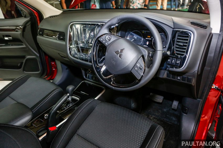 Mitsubishi Outlander 本地组装 2.0 4WD，售价RM140k。 41657