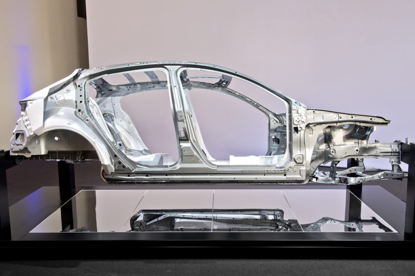 Mazda 揭露 SkyActiv-X 引擎及下一代 Mazda 3 底盘细节! 41161