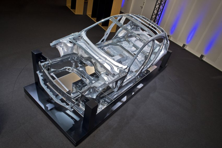 Mazda 揭露 SkyActiv-X 引擎及下一代 Mazda 3 底盘细节! 41163
