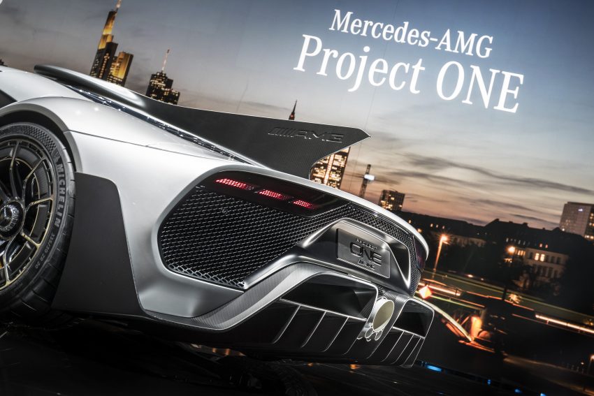 能在路上开的 F1, Mercedes-AMG Project One 顶级超跑诞生! 马力破千匹, 0-200 km/h只需6秒, 极速超过350 km/h! 41440