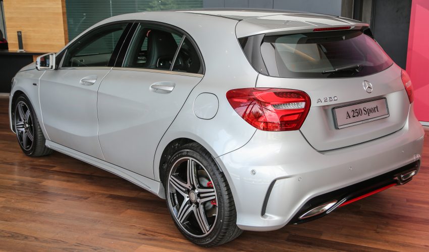 本地 Mercedes-Benz A 250 Sport 涨价一万至25万令吉，C-Class Coupe 改搭九速自排变速箱，涨价2,000令吉。 43131