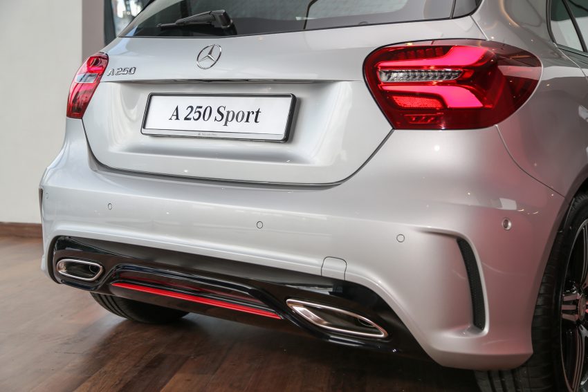 本地 Mercedes-Benz A 250 Sport 涨价一万至25万令吉，C-Class Coupe 改搭九速自排变速箱，涨价2,000令吉。 43133