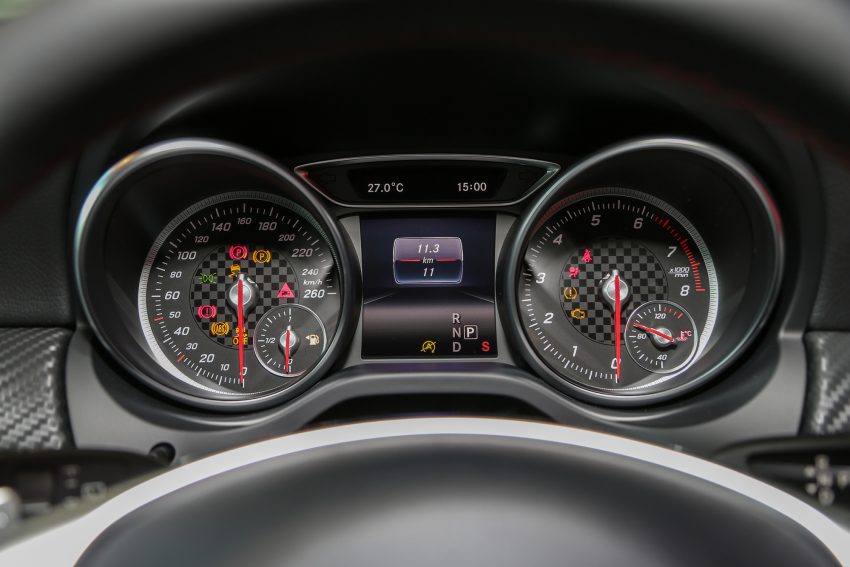 本地 Mercedes-Benz A 250 Sport 涨价一万至25万令吉，C-Class Coupe 改搭九速自排变速箱，涨价2,000令吉。 43136