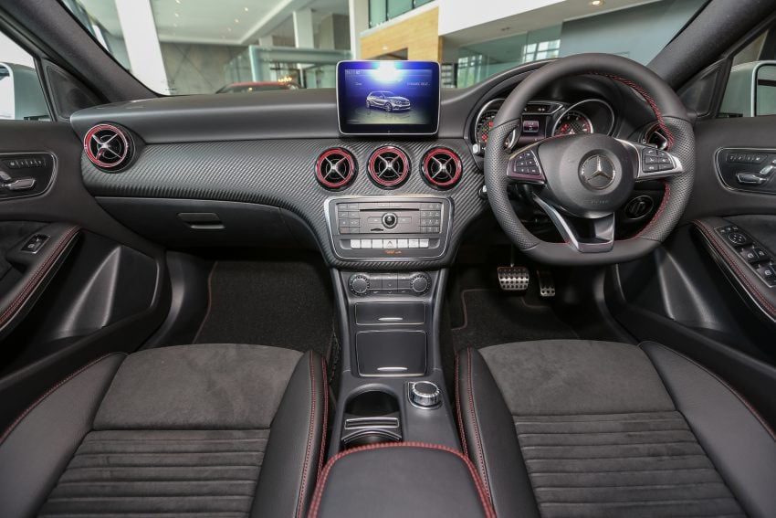 本地 Mercedes-Benz A 250 Sport 涨价一万至25万令吉，C-Class Coupe 改搭九速自排变速箱，涨价2,000令吉。 43138