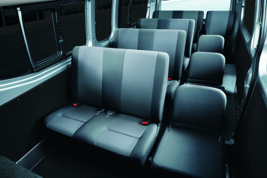 Nissan NV350 Urvan 小升级，搭载更多安全性小配备。 42055