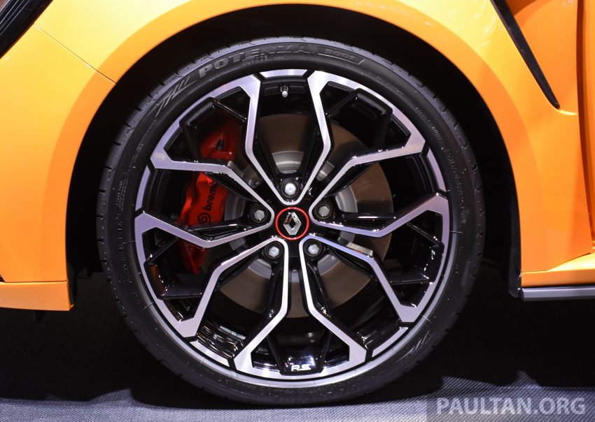王者回归？昔日纽柏林前驱之王 Renault Megane RS 推出新一代车型，280匹马力，Honda Civic Type R 将让座？ 41849