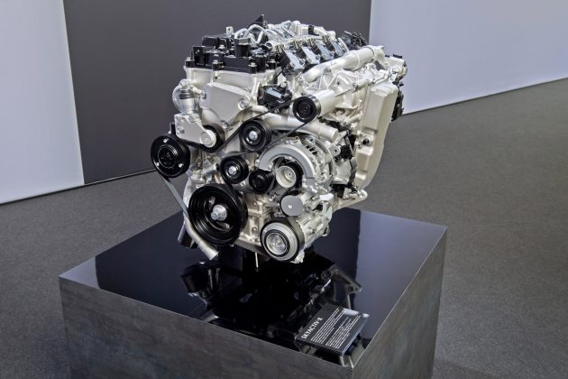 坚守立场！Mazda 向小排量涡轮引擎及CVT变速箱说不！