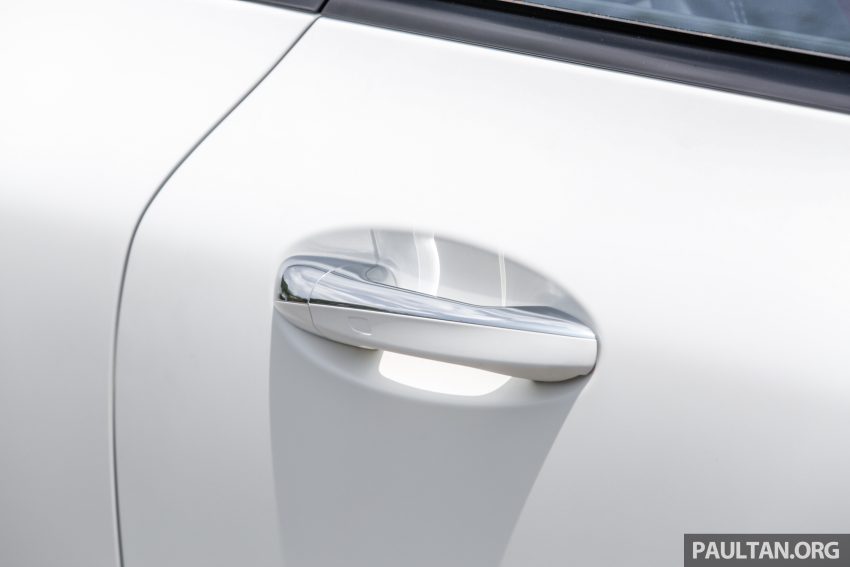 Mercedes-Benz E-Class Coupe 与 Cabriolet 加入Hybrid等级，新四缸涡轮引擎，299hp马力输出，48V混动系统。 46682