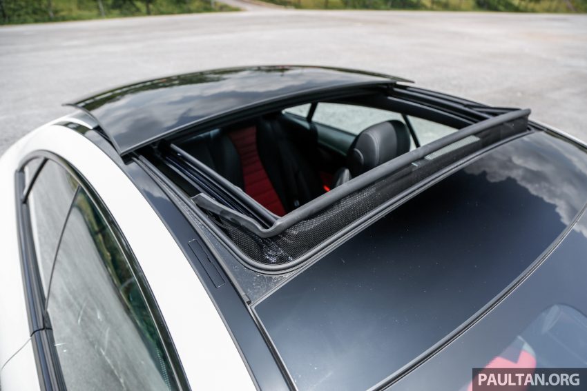 Mercedes-Benz E-Class Coupe 与 Cabriolet 加入Hybrid等级，新四缸涡轮引擎，299hp马力输出，48V混动系统。 46689