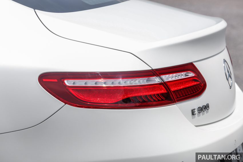 Mercedes-Benz E-Class Coupe 与 Cabriolet 加入Hybrid等级，新四缸涡轮引擎，299hp马力输出，48V混动系统。 46695