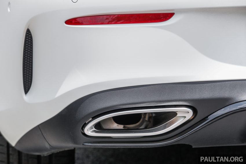 Mercedes-Benz E-Class Coupe 与 Cabriolet 加入Hybrid等级，新四缸涡轮引擎，299hp马力输出，48V混动系统。 46698