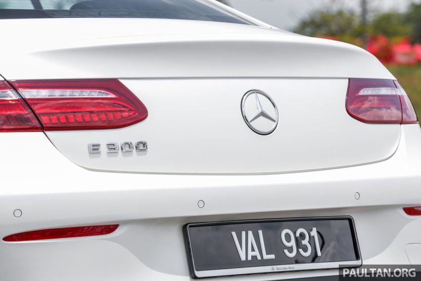 Mercedes-Benz E-Class Coupe 与 Cabriolet 加入Hybrid等级，新四缸涡轮引擎，299hp马力输出，48V混动系统。 46699