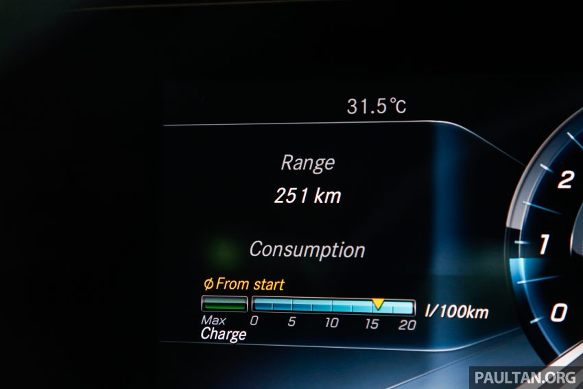 Mercedes-Benz E-Class Coupe 与 Cabriolet 加入Hybrid等级，新四缸涡轮引擎，299hp马力输出，48V混动系统。 46719