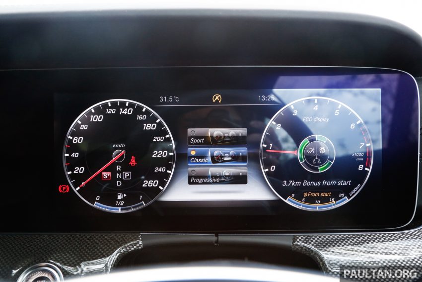 Mercedes-Benz E-Class Coupe 与 Cabriolet 加入Hybrid等级，新四缸涡轮引擎，299hp马力输出，48V混动系统。 46737
