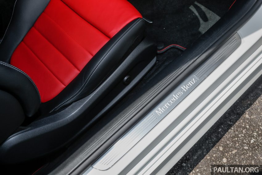 Mercedes-Benz E-Class Coupe 与 Cabriolet 加入Hybrid等级，新四缸涡轮引擎，299hp马力输出，48V混动系统。 46767