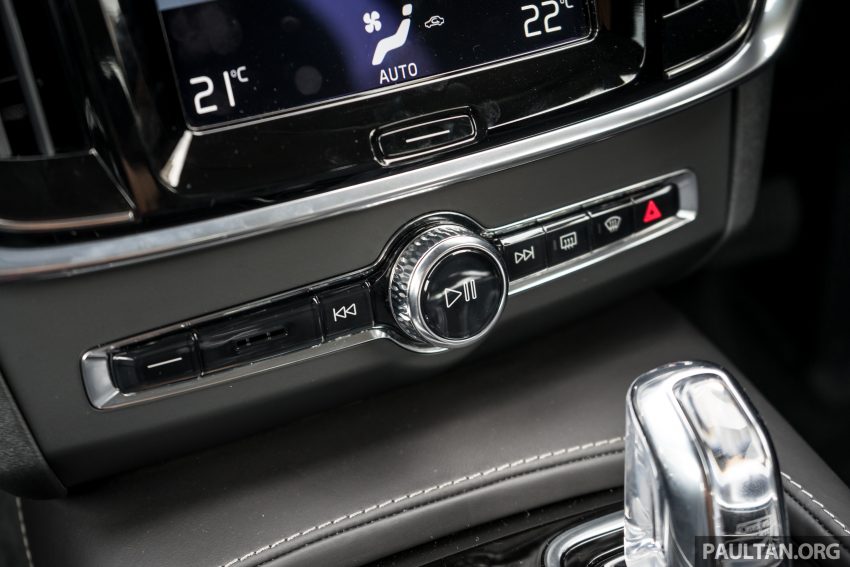 插电式 Volvo S90 T8 两个等级面市，售价从37万令吉起。 44914