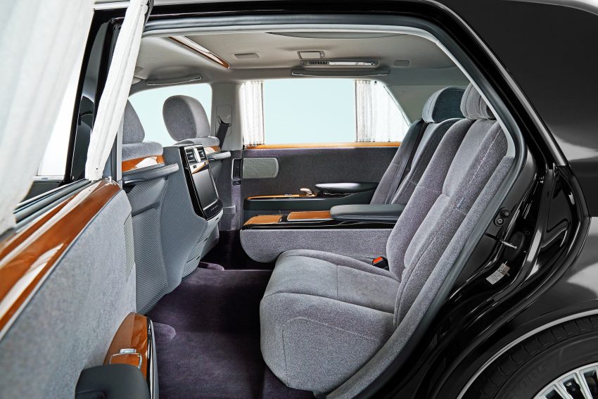 日本的S-Class！全新 Toyota Century 旗舰房车面世！ 44371