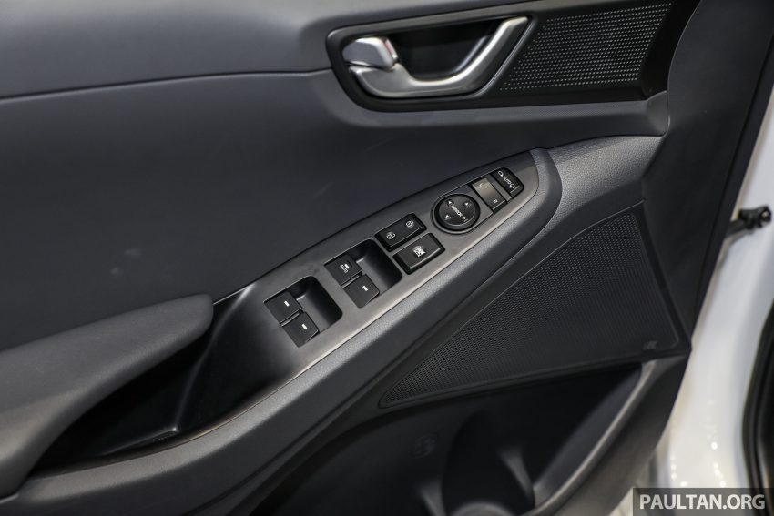 Hyundai Ioniq Electric 亮相隆国际绿色科技环保产品展会! 44988