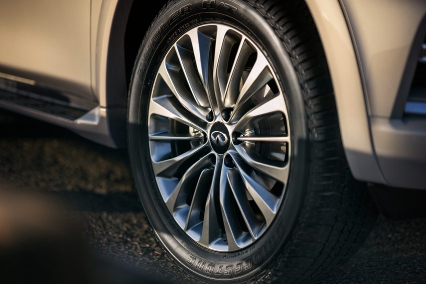 全新 Infiniti QX80 预告图流出，11月14日杜拜车展亮相！ 45321