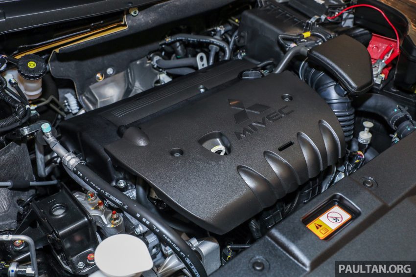 新车图集：Mitsubishi Outlander 2.0 vs 2.4 实车差异。 43704