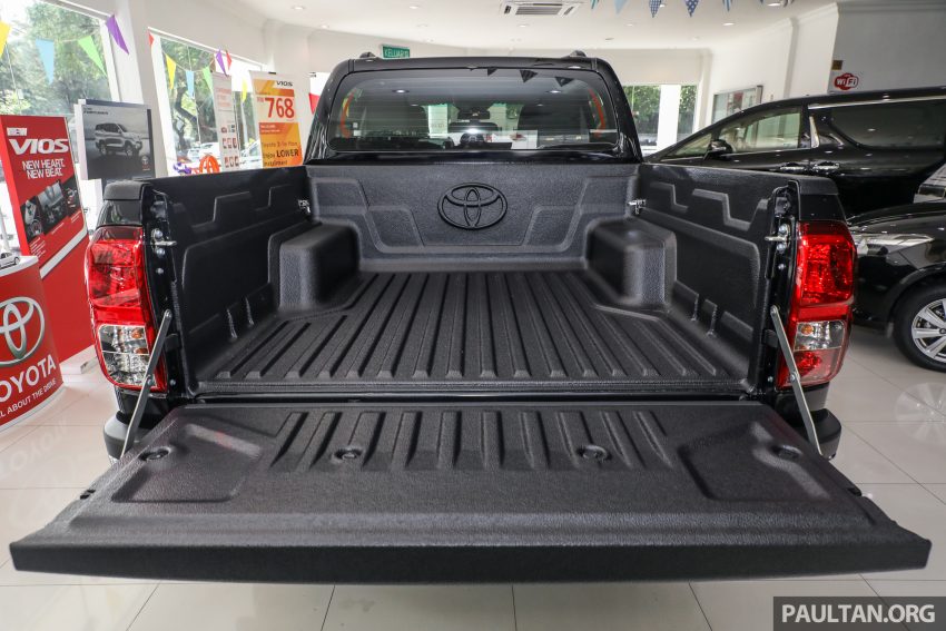 图集: Toyota Hilux 2.8G AT 4X4, 配备小升级, RM 131K！ 45180