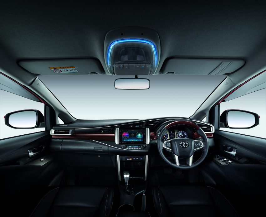 Toyota Innova 2.0X 正式上市，外观更动感，定位更高！ 44442
