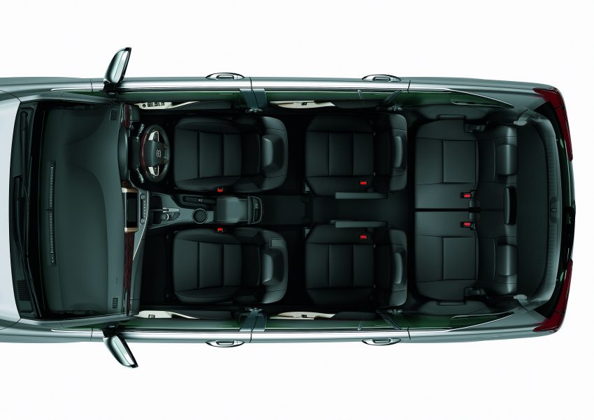 Toyota Innova 2.0X 正式上市，外观更动感，定位更高！ 44446