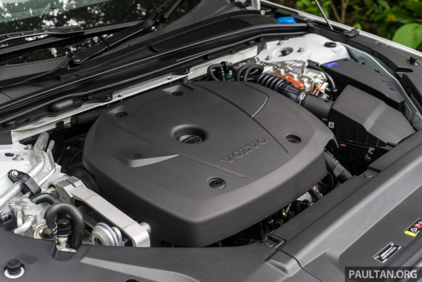 插电式 Volvo S90 T8 两个等级面市，售价从37万令吉起。 44825