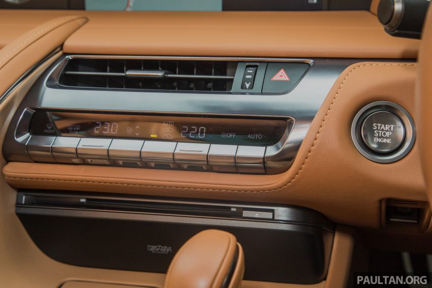 新车图集：Lexus LC 500 双门跑房，动感外型迷人内装！ 50840