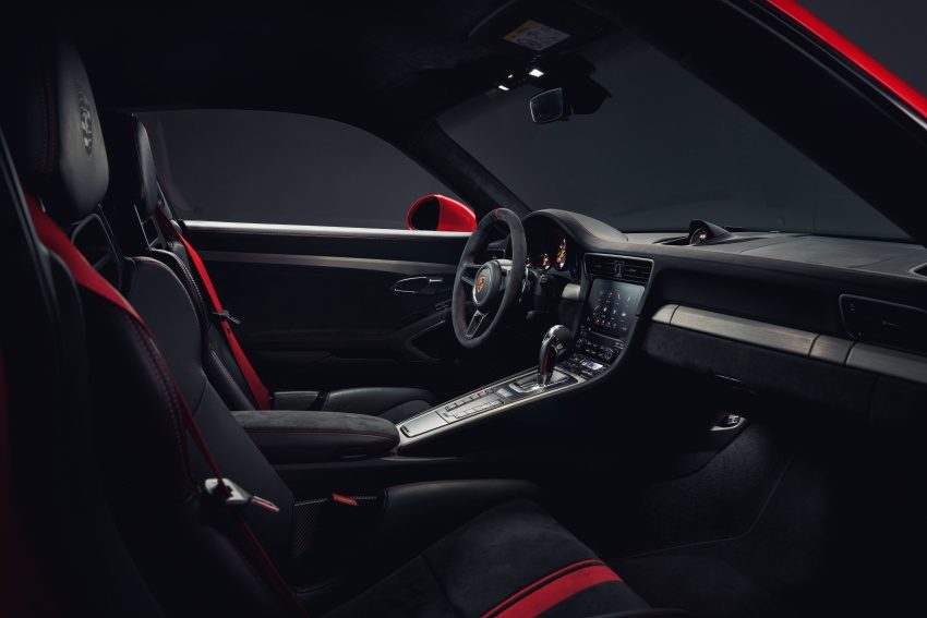 新 Porsche 911 GT3 本地上市，最低价格170万令吉起。 47019