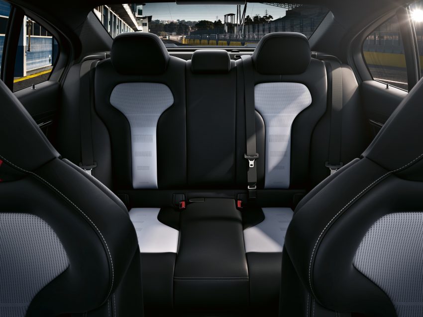 BMW M3 CS 官图发布，460匹马力，极速达280 km/h！ 47706