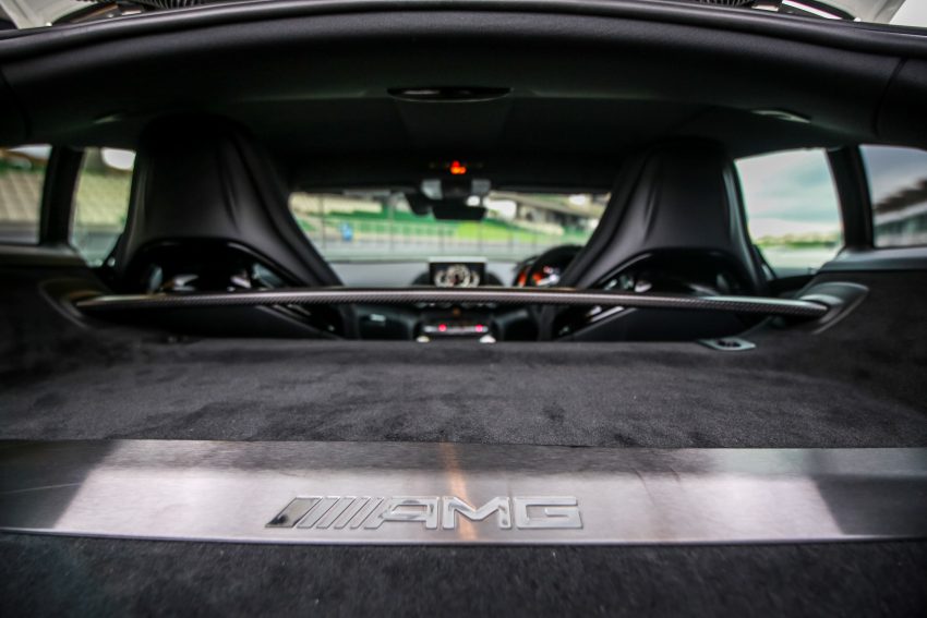 Mercedes-AMG GT R 本地上市，最低价格170万起。 47147