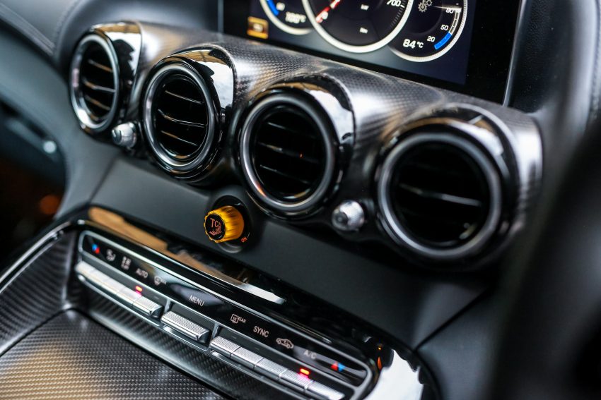 Mercedes-AMG GT R 本地上市，最低价格170万起。 47154