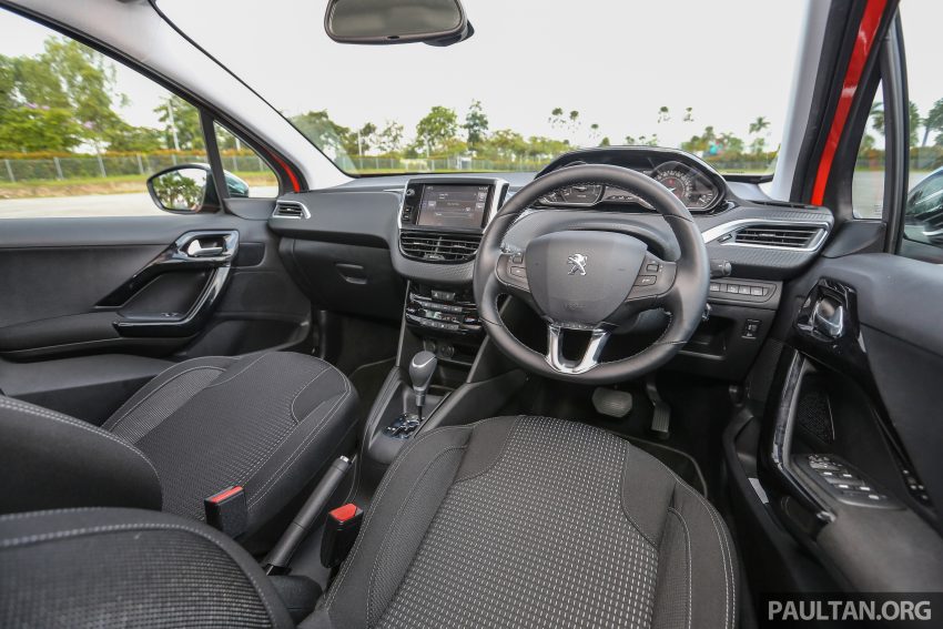 试驾：Peugeot 208 1.2 PureTech，乐趣与个性并存。 47462