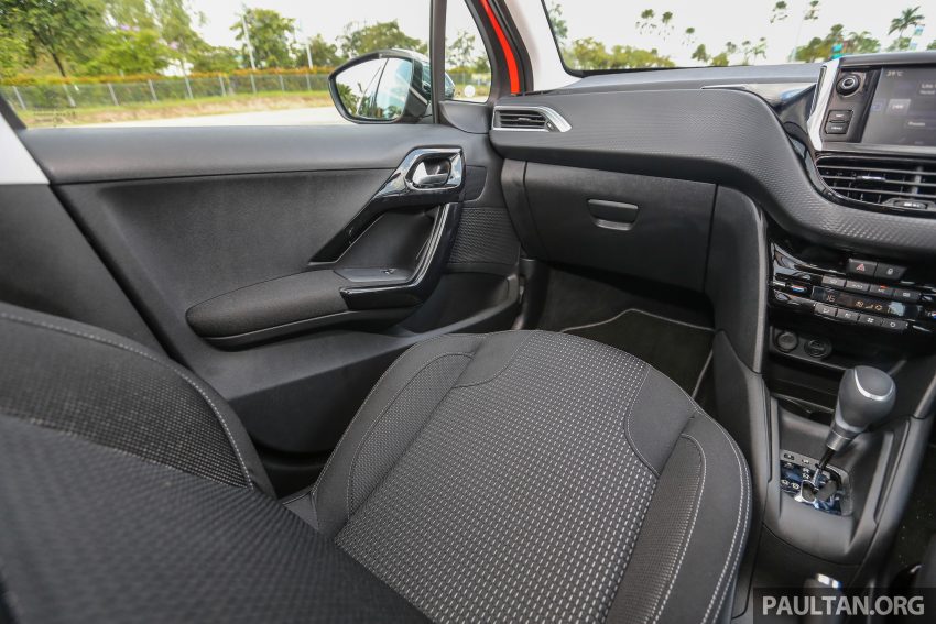 试驾：Peugeot 208 1.2 PureTech，乐趣与个性并存。 47464