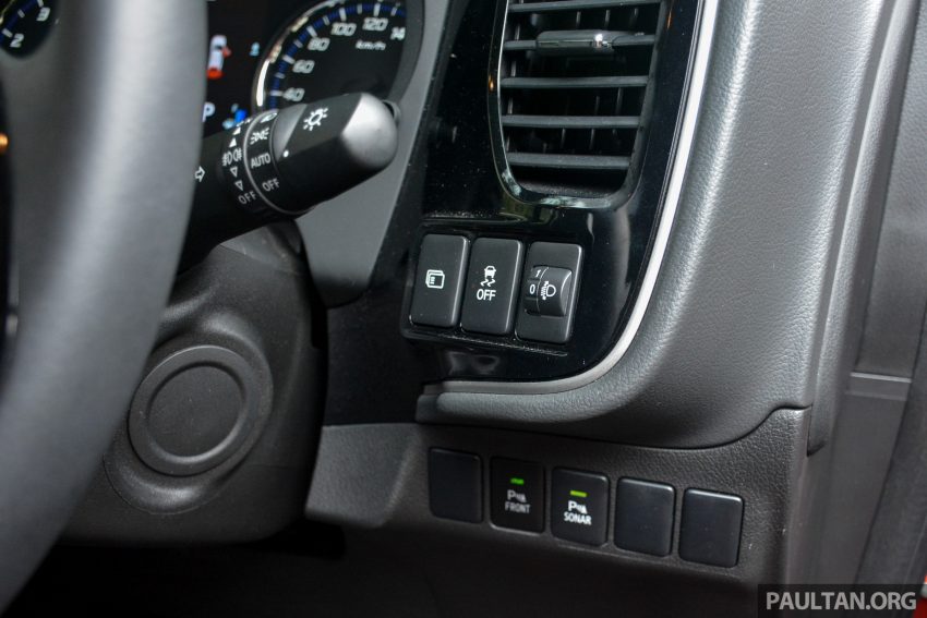 试驾：Mitsubishi Outlander 2.0L 4WD，可家用可越野！ 52760